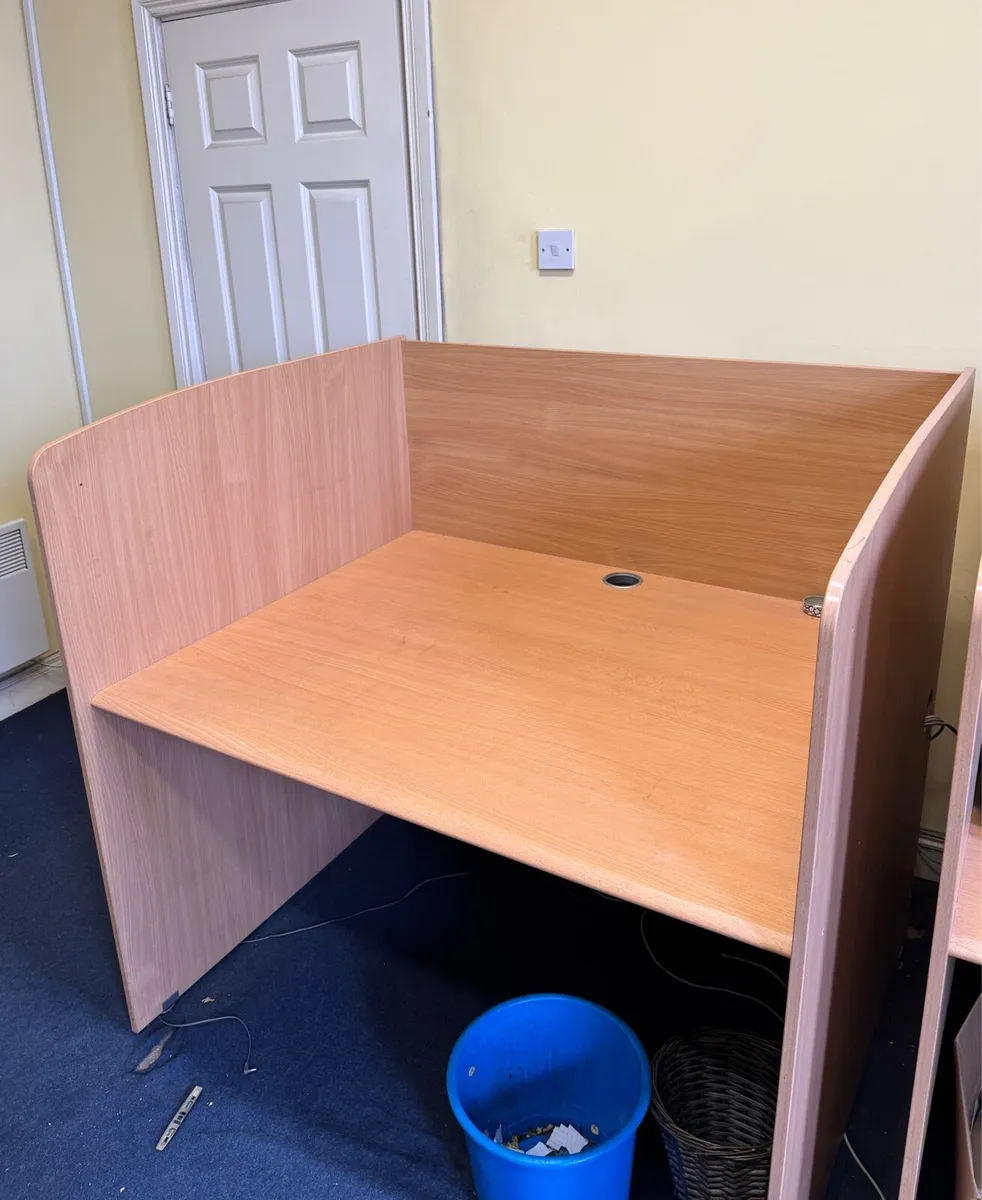 Call Centre desks - Image 2