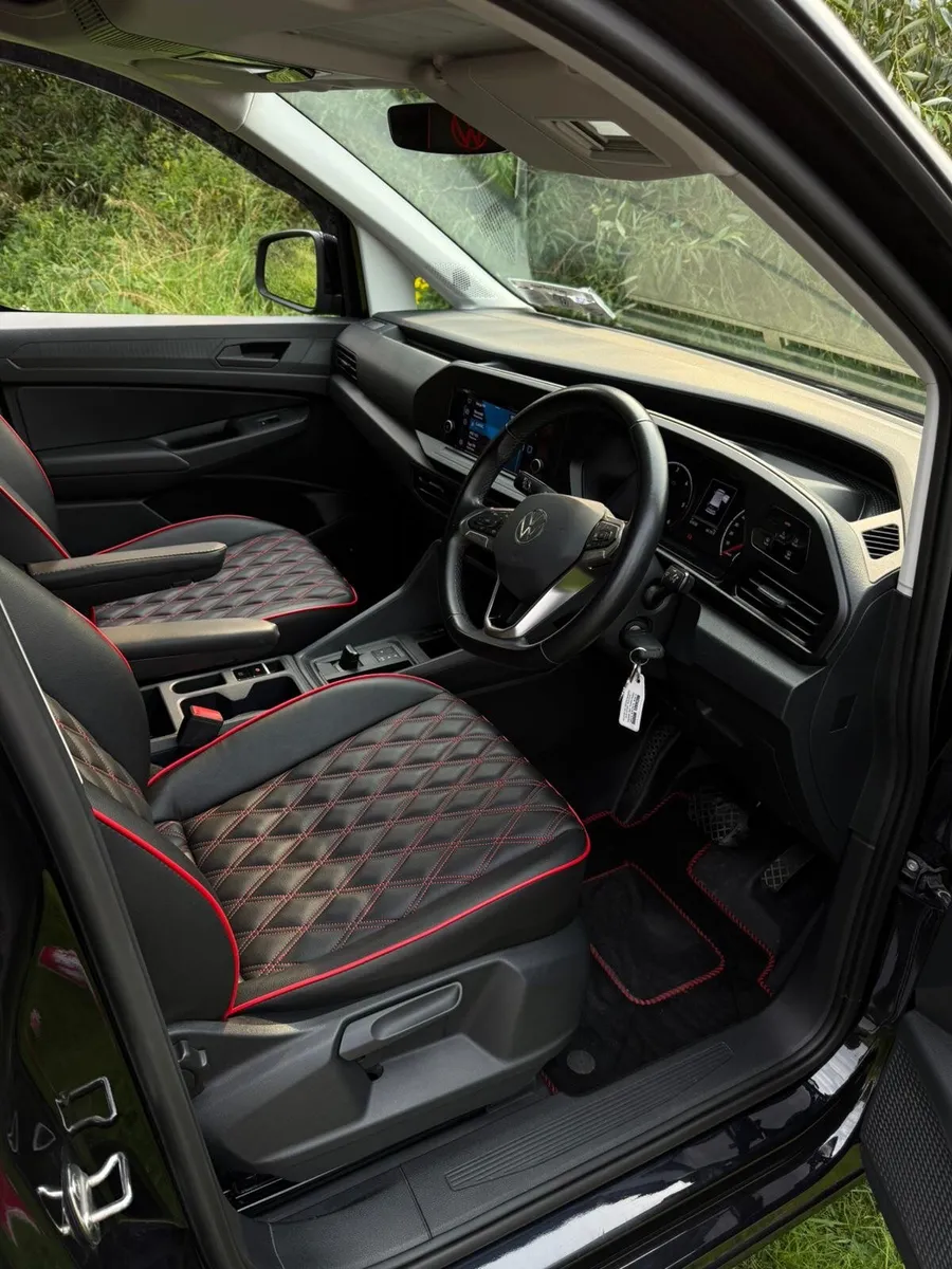 Volkswagen Caddy 2022 - Image 2