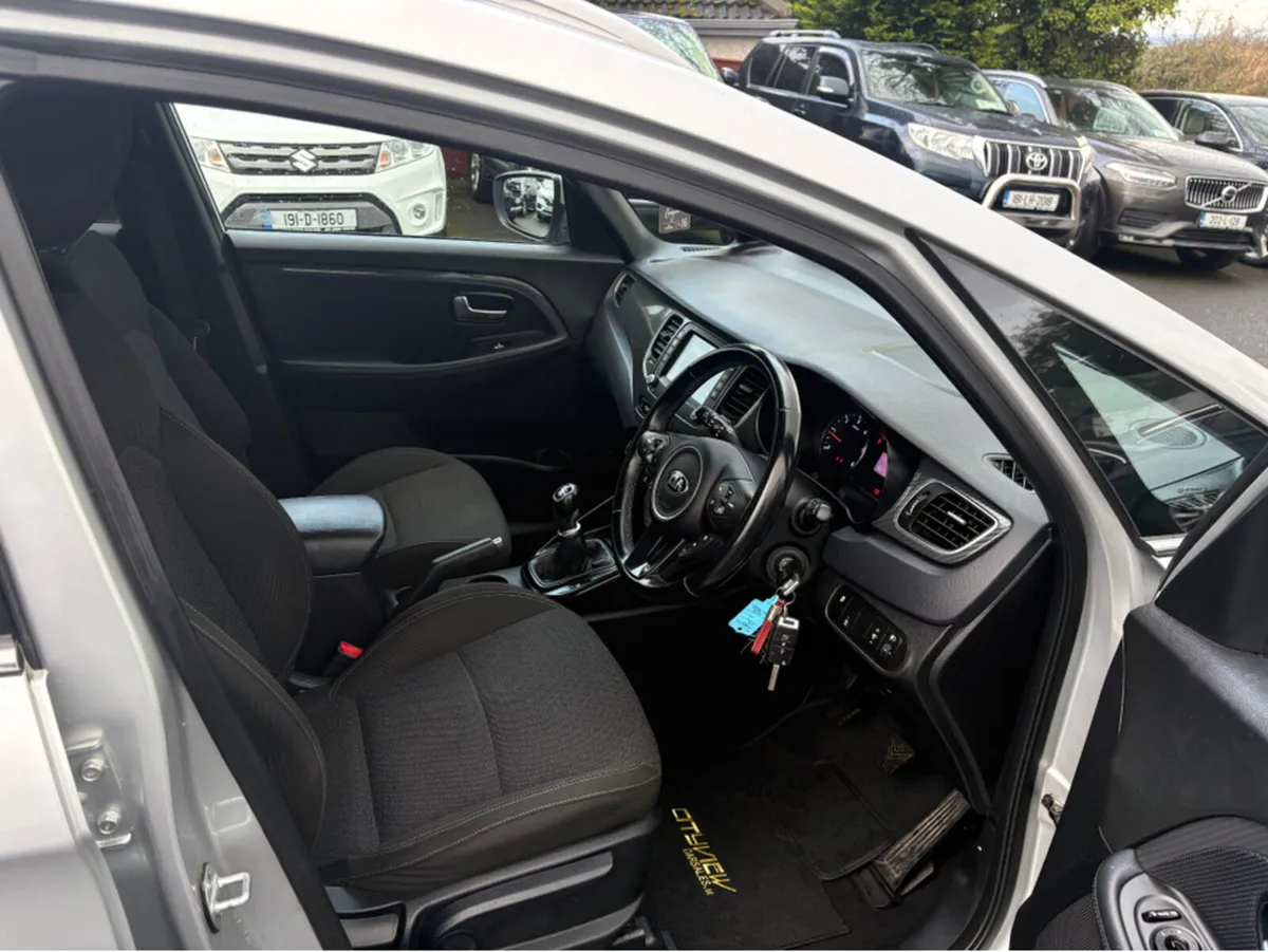 Kia Carens EX 5DR 7SEATER - Image 3