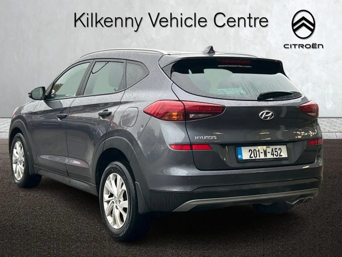 Hyundai Tucson IX35 EXECUTIVE 1.6 5DR DIESEL - Image 2