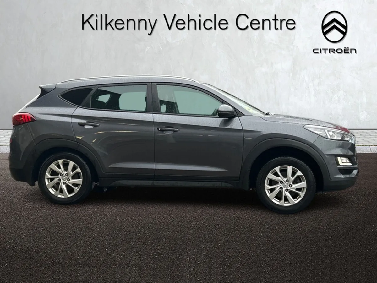 Hyundai Tucson IX35 EXECUTIVE 1.6 5DR DIESEL - Image 3