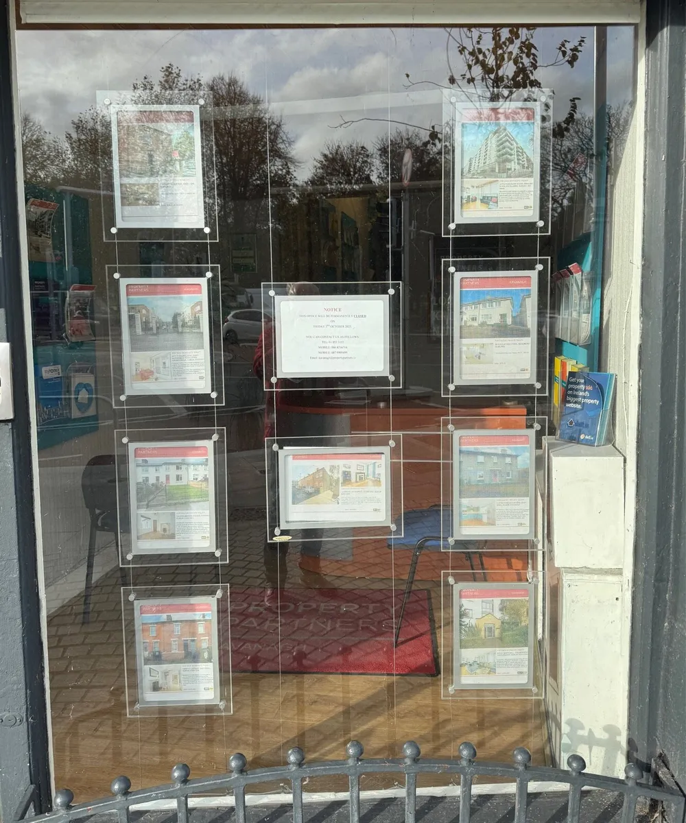 Window Display - Image 1