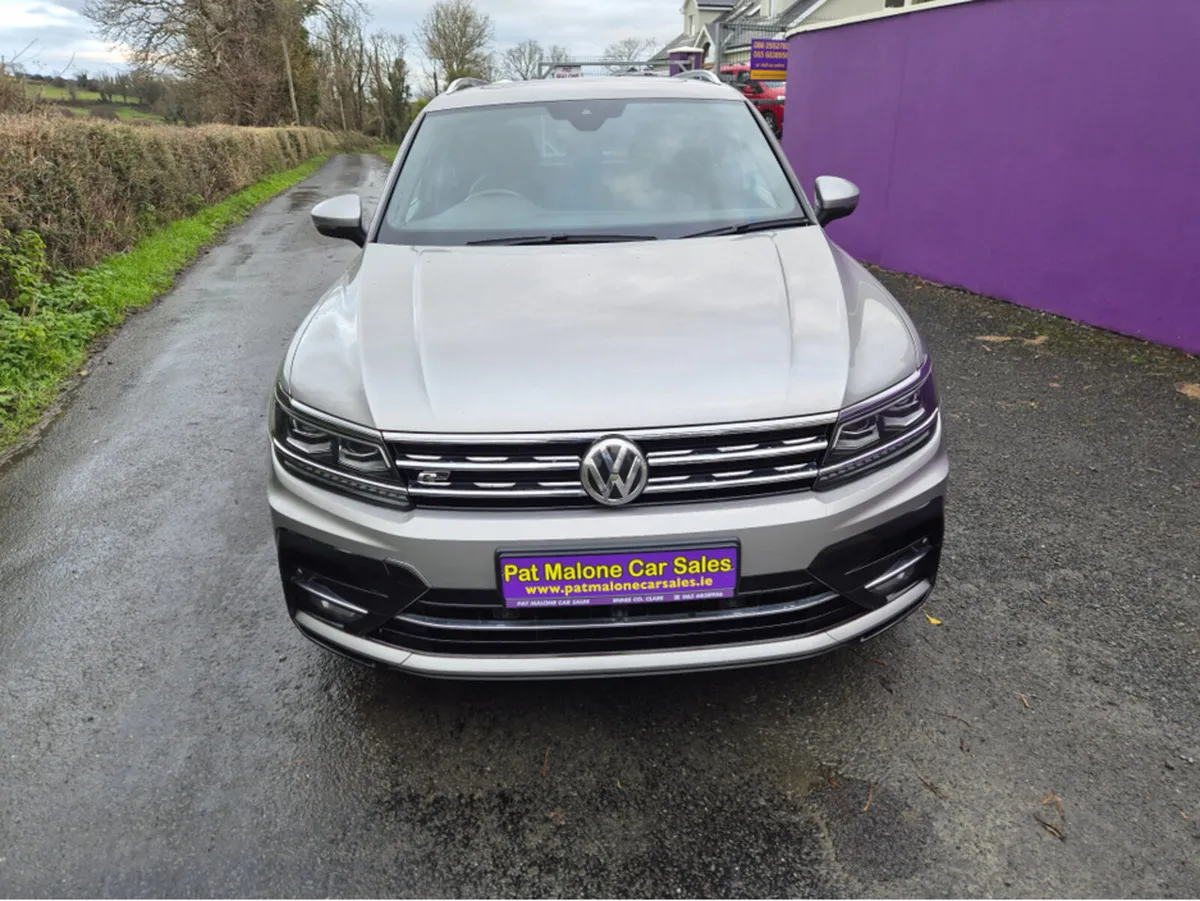 Volkswagen Tiguan R-LINE TECH TDI S- DSG - Image 3