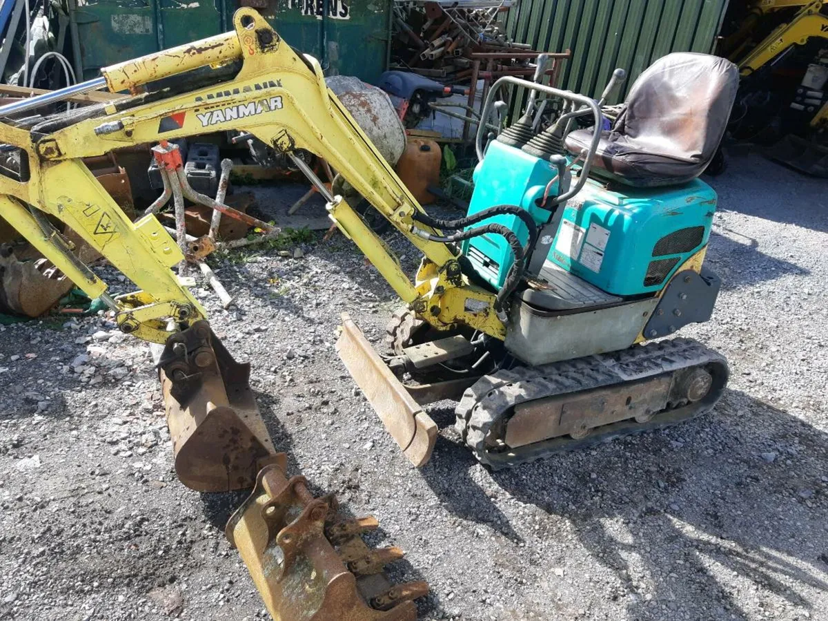 Mini digger - Image 2