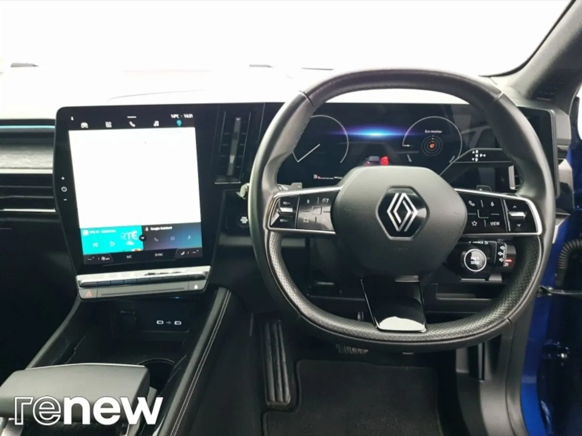 Renault Austral Techno E-tech Hybrid 200 - Image 2