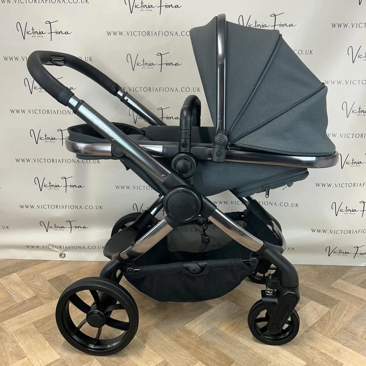 2025 ICandy peach 7 travel system - Image 4