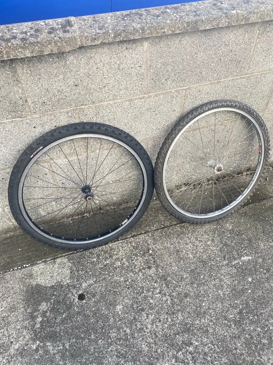 26 inch front wheels - Image 1