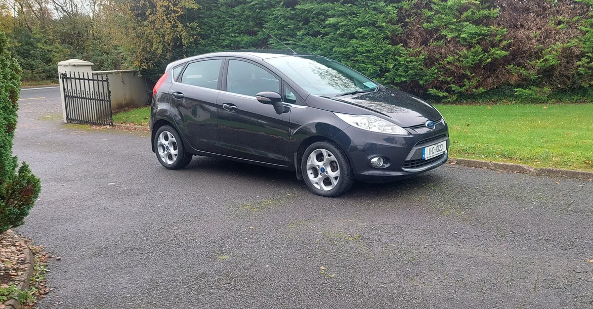 Ford Fiesta 2011 Petrol - Image 1