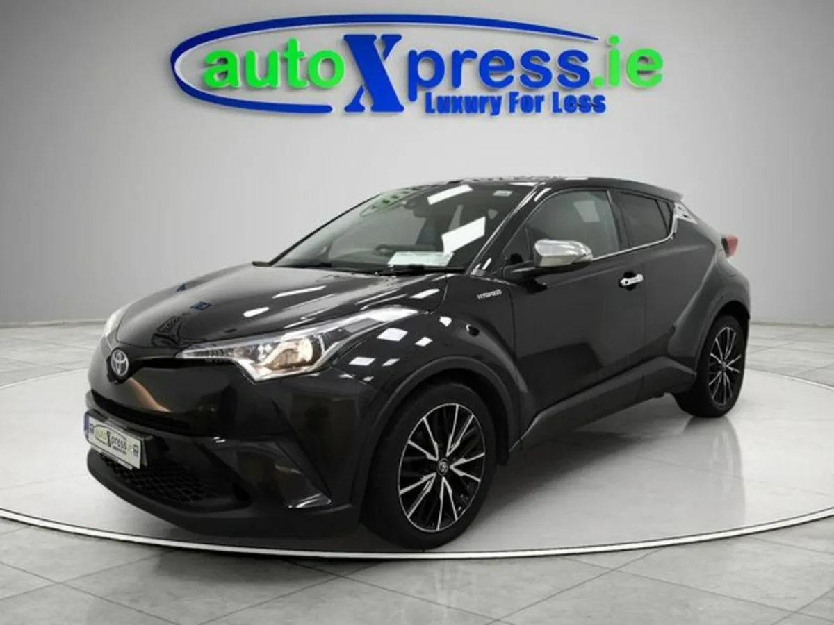 Toyota C-HR 1.8 Excel CVT Automatic, Reversing cam - Image 3