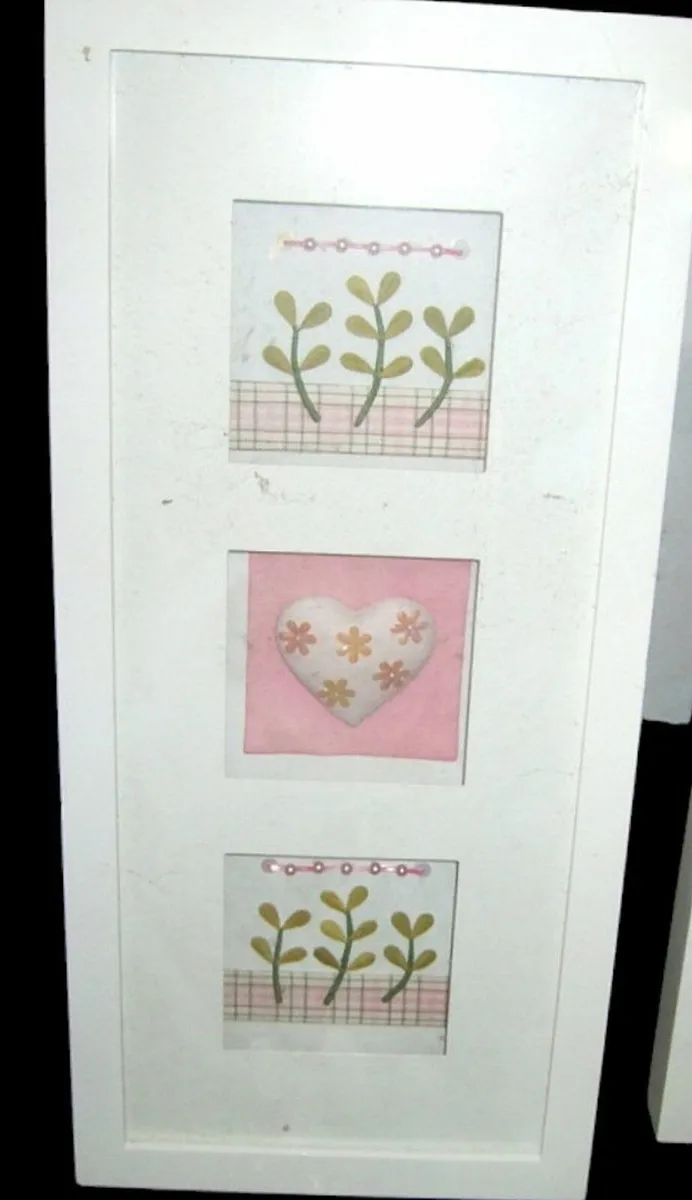 BNIB Duo Harrods 'The Charm' Textured Pictures - Image 2