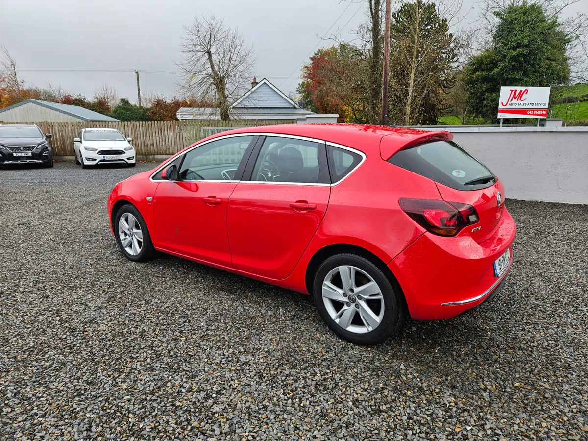 Vauxhall Astra 2015 - Image 4