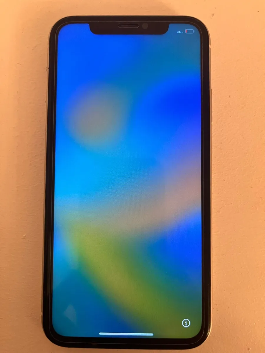 iPhone 11 - Image 3