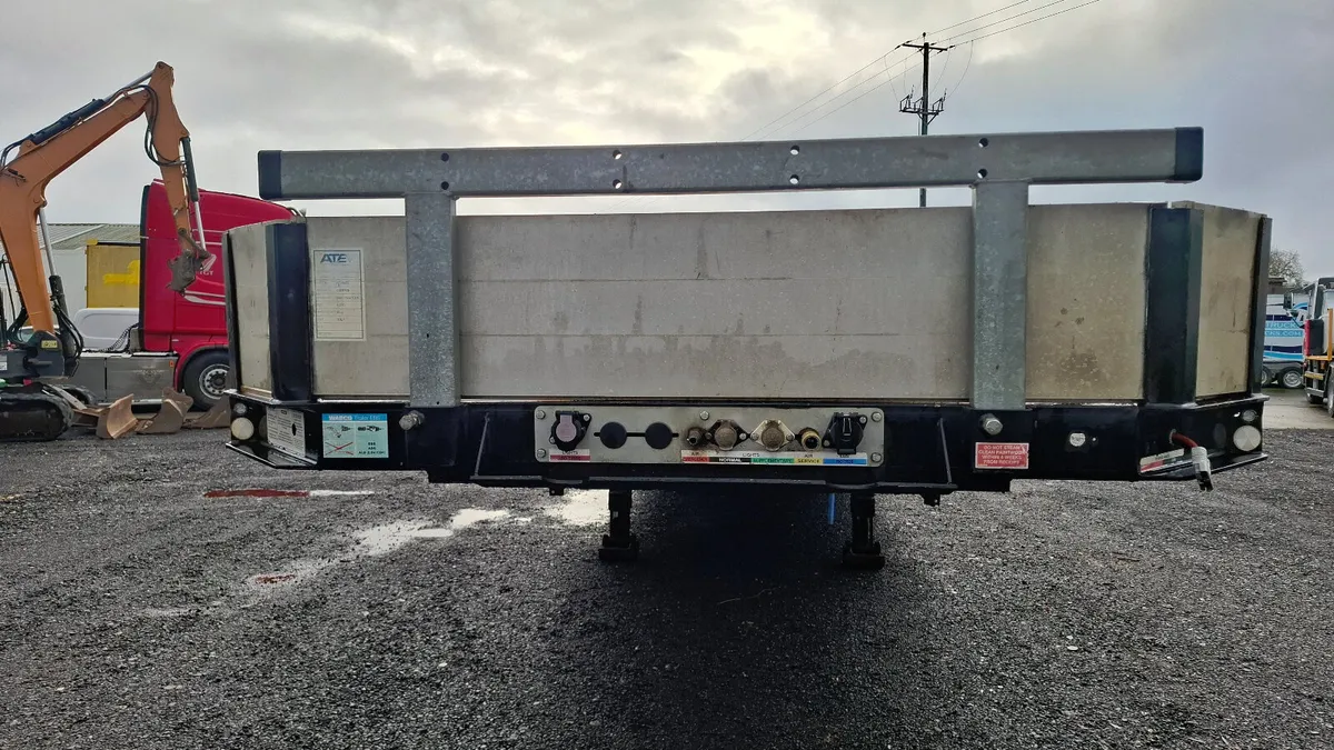 2017 King Low Loader Short , 2 Axle - Image 2