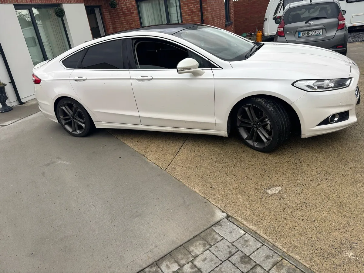 152 Ford Mondeo Z tech glass roof - Image 4