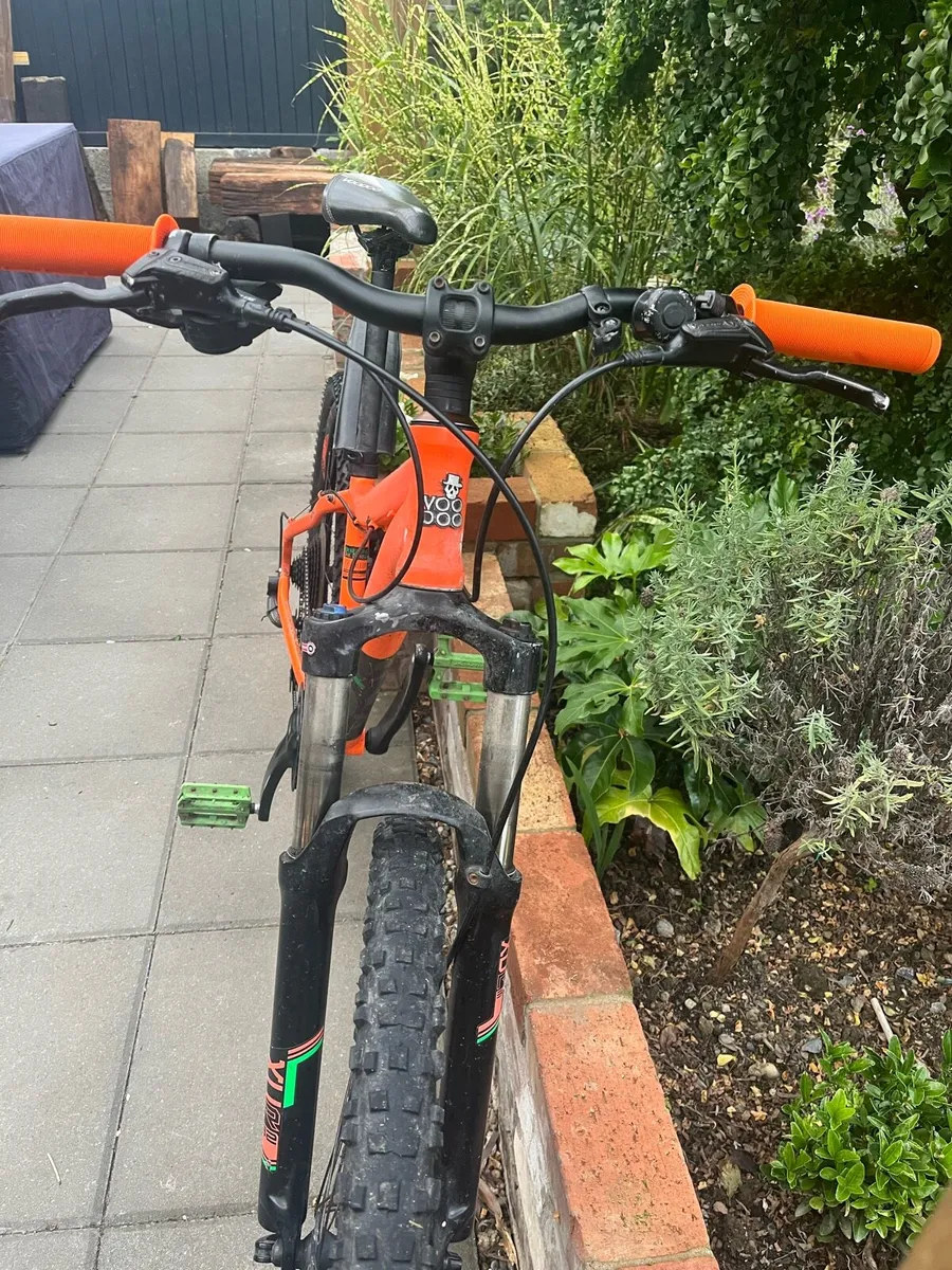 Orange Voodoo nzumbi mountain bike - Image 2