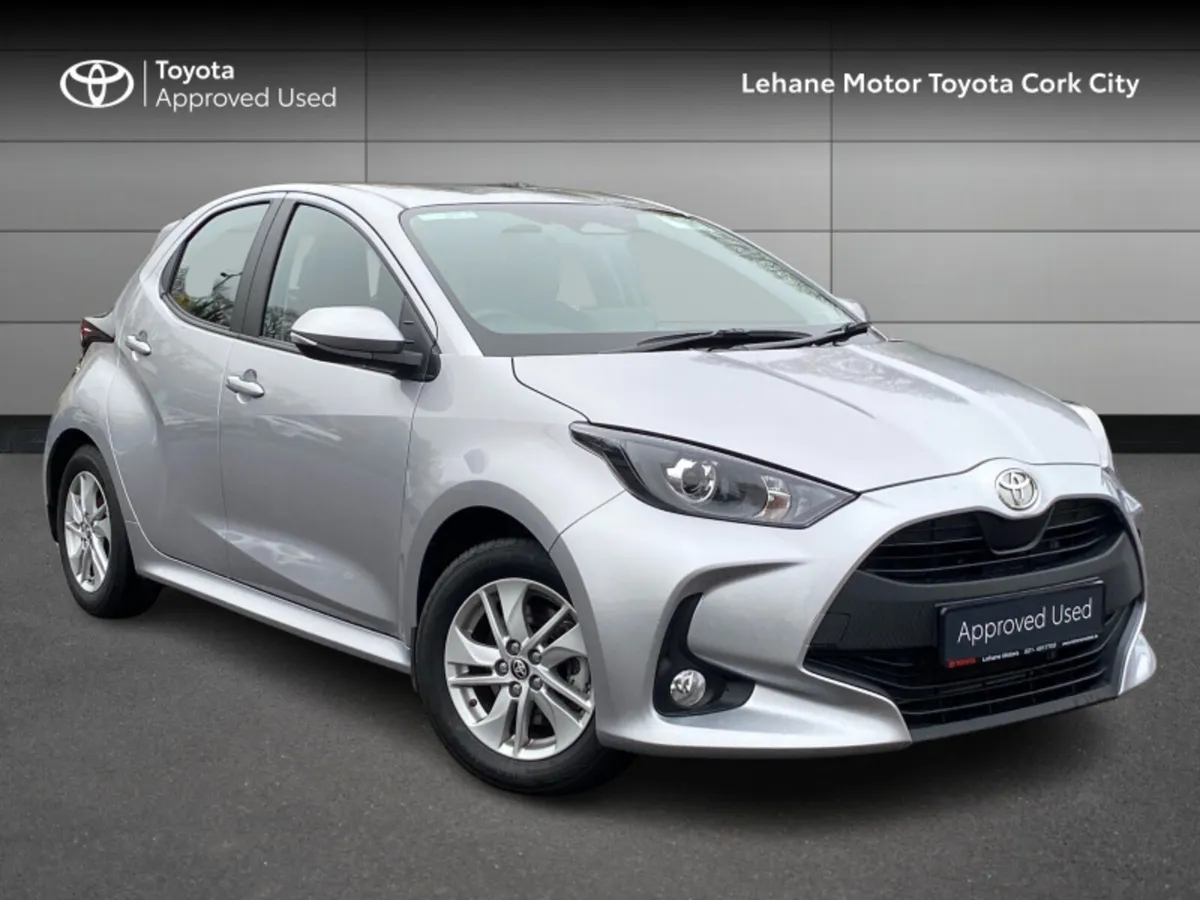 Toyota Yaris Yaris Hybrid 115 Luna - Image 1