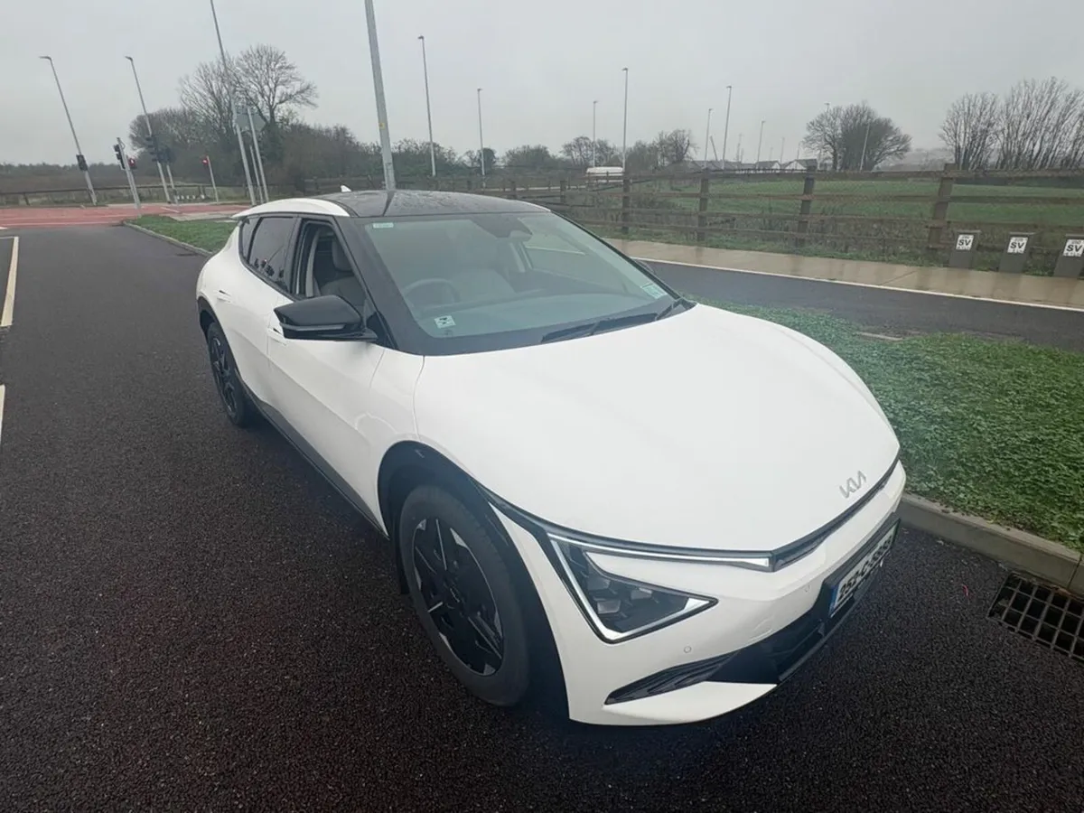 Kia EV6 new model EV6 SPORT, 84.0 kWh BATTERY, **7 - Image 4