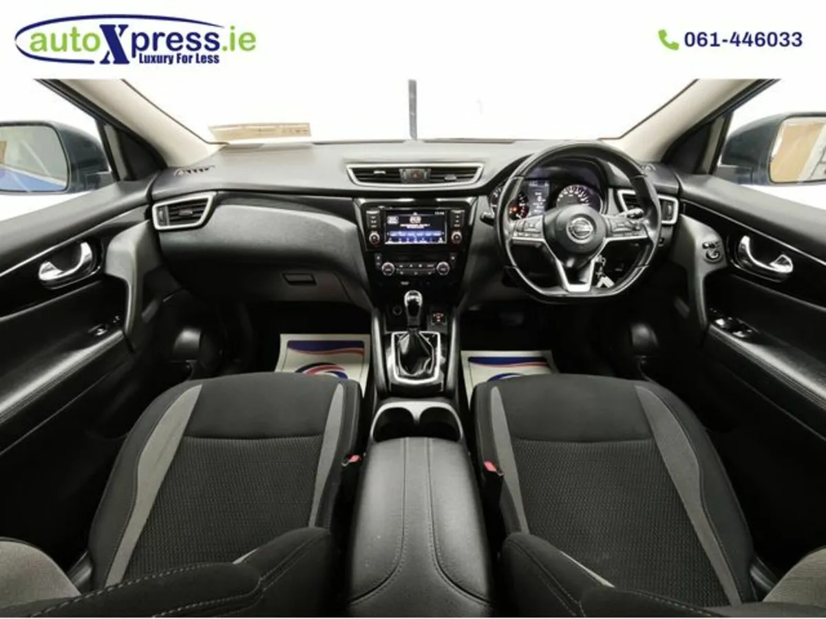 Nissan Qashqai 1.5 DSL SV DCT Automatic, Reversing - Image 2