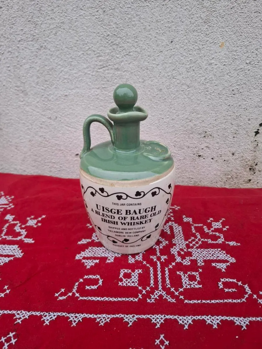 Tullamore dew whiskey bottle postage possible - Image 2