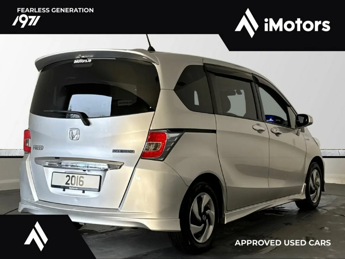 Honda Freed 7 seater hybrid AUTOMATIC - Image 3