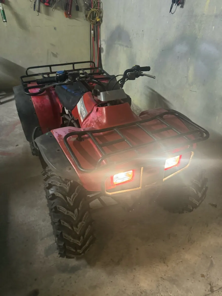 Honda big red - Image 1