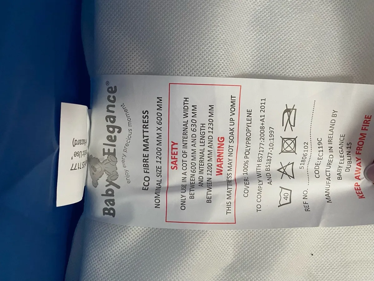 Baby Toddler Travel Cot Bed - Image 2