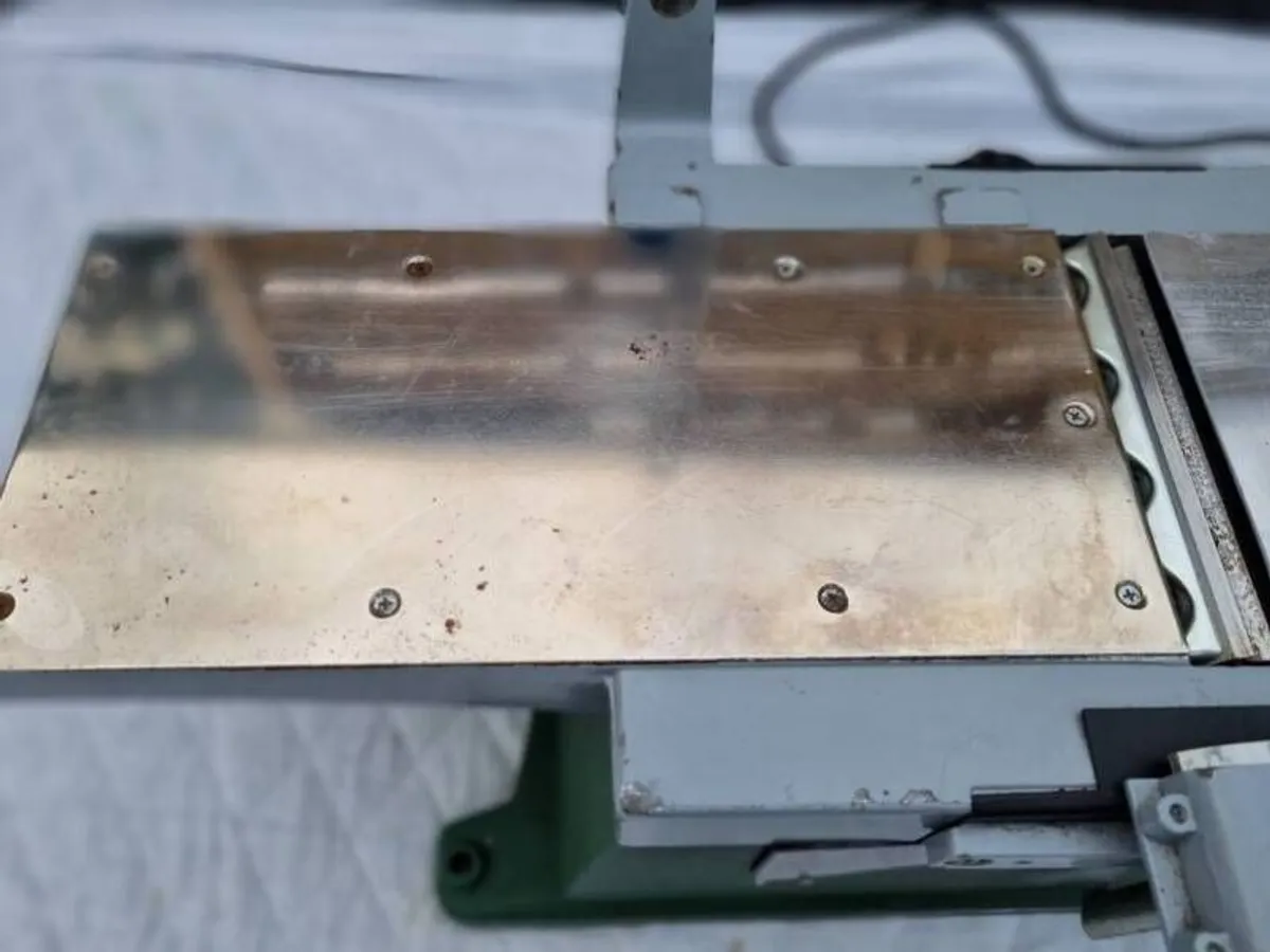 Bench Top Planer - Image 4