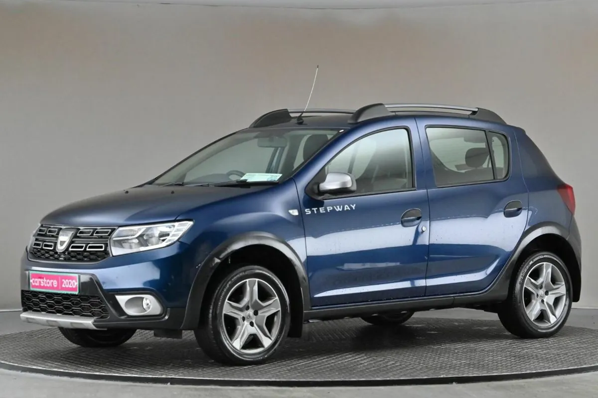 Dacia Sandero Stepway 1.5 DCi 95BHP SIGNATURE BLUE - Image 4