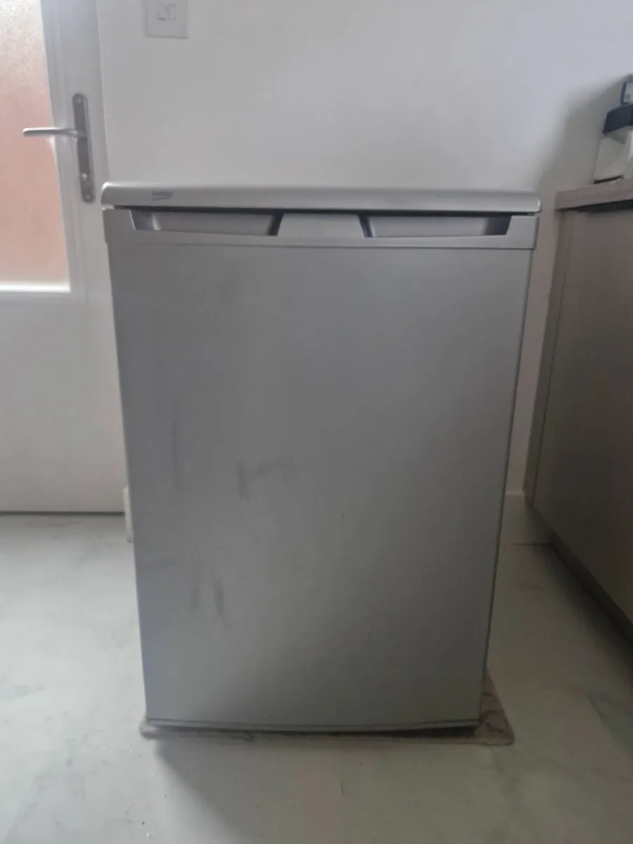 Freezer unit,  Beko 3 shelf under counter - Image 1