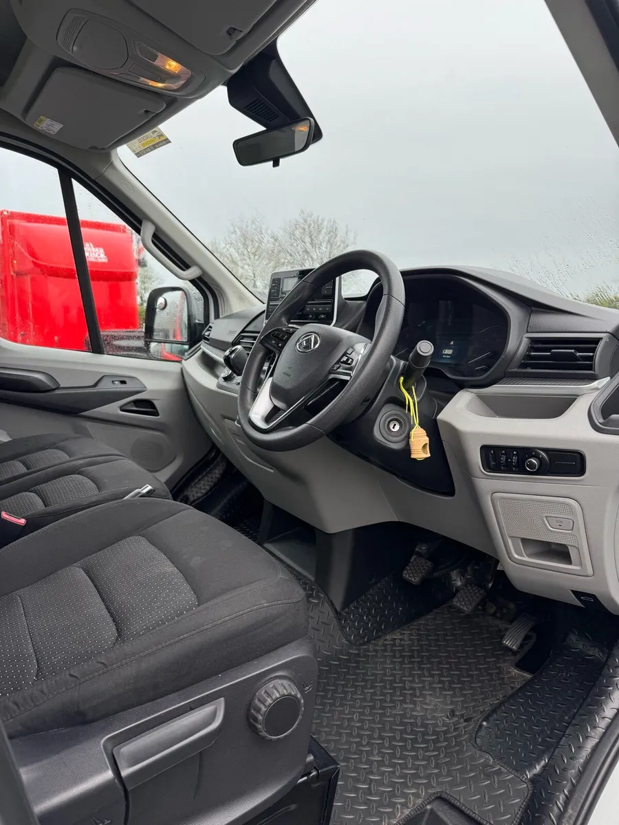 Maxus Deliver 9 Cab and Chassis - Image 3