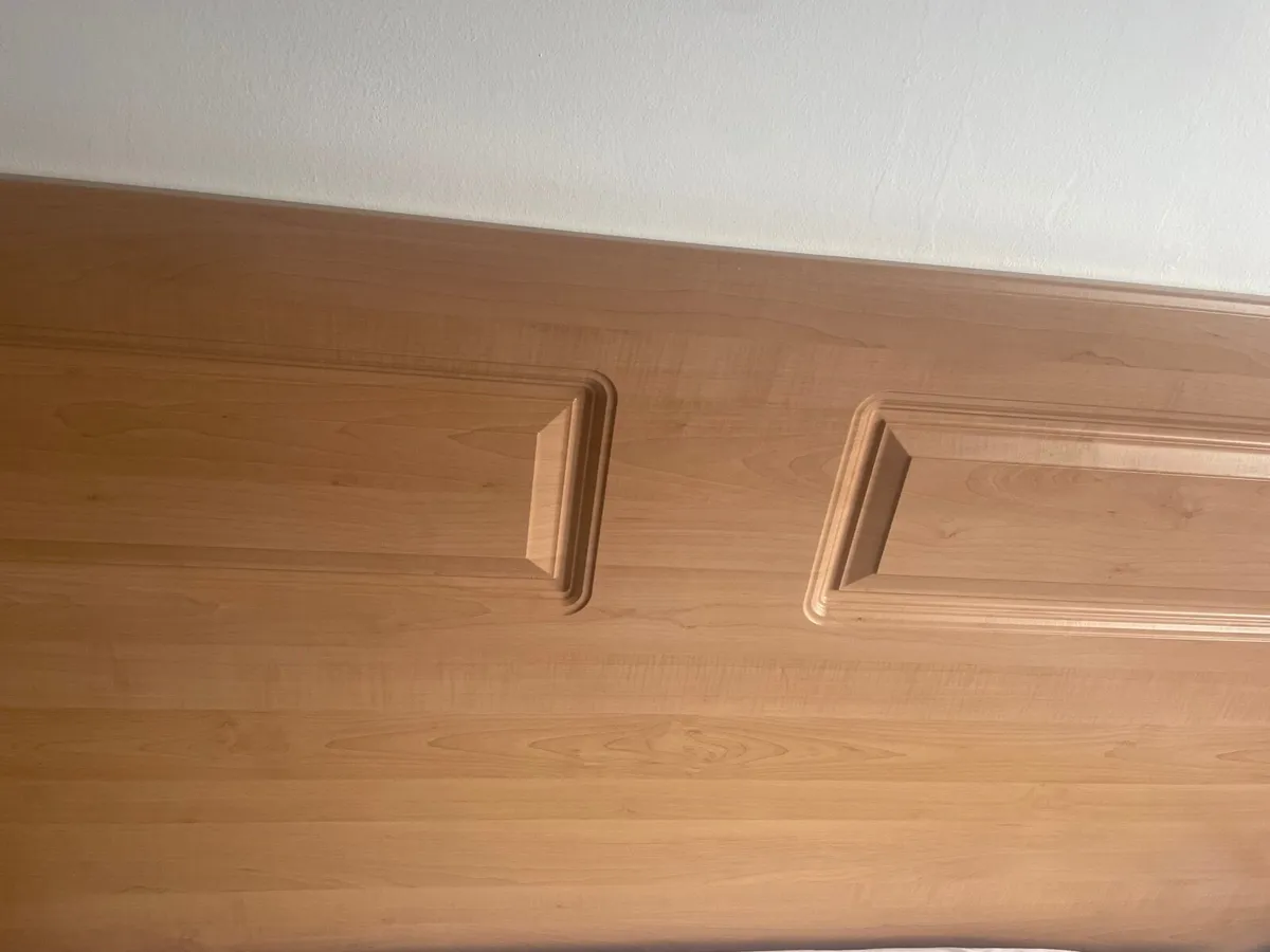 Headboard Double & 2 bedside lockers - Image 2