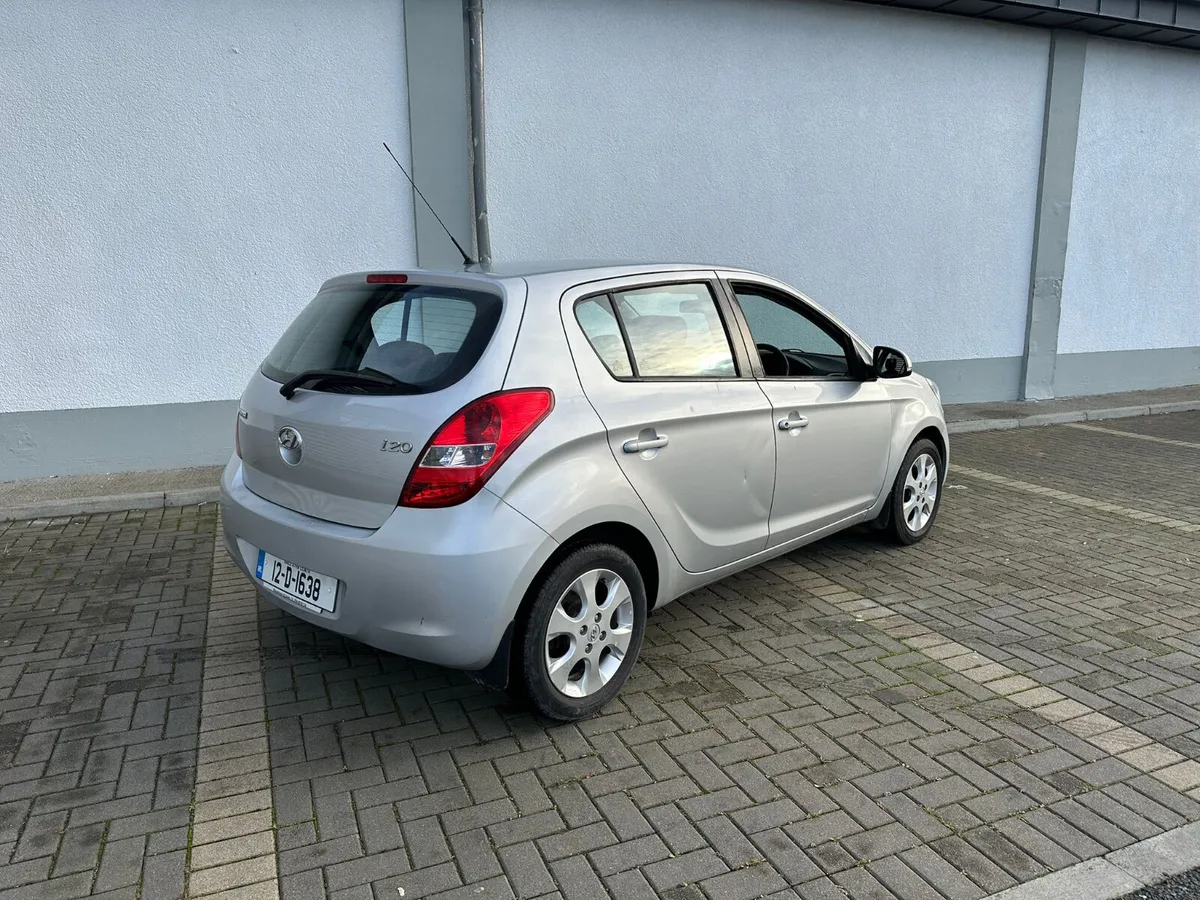 Hyundai i20 2012 - Image 3
