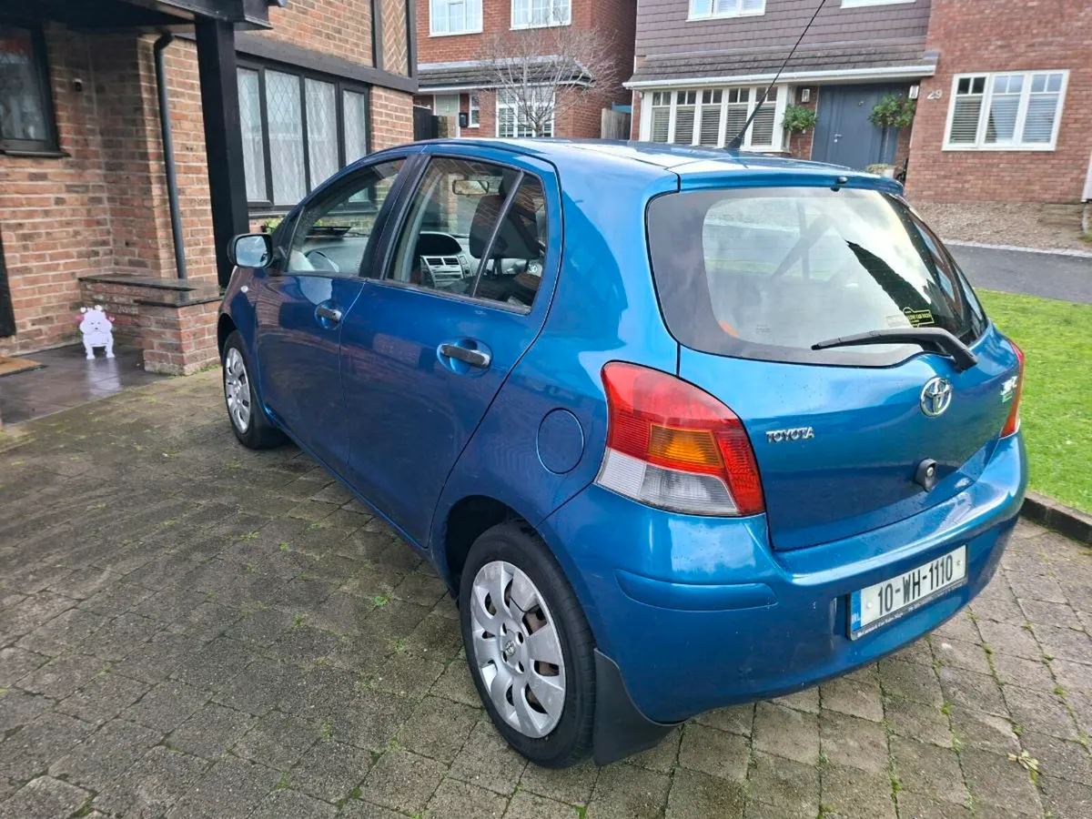 TOYOTA YARIS 1.0 LITRE 2010 VERY CLEAN CAR - Image 3