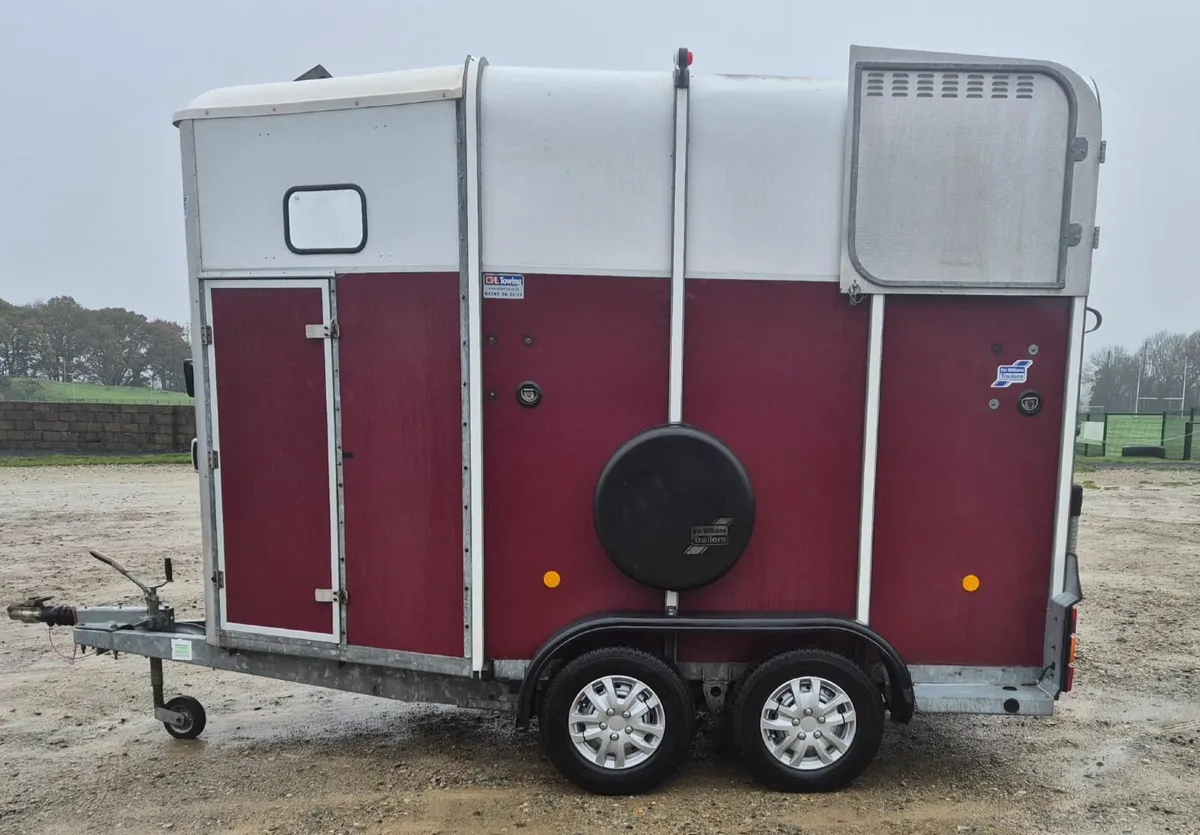 Ifor Williams 510 DELUX HB AS NEW - Image 4