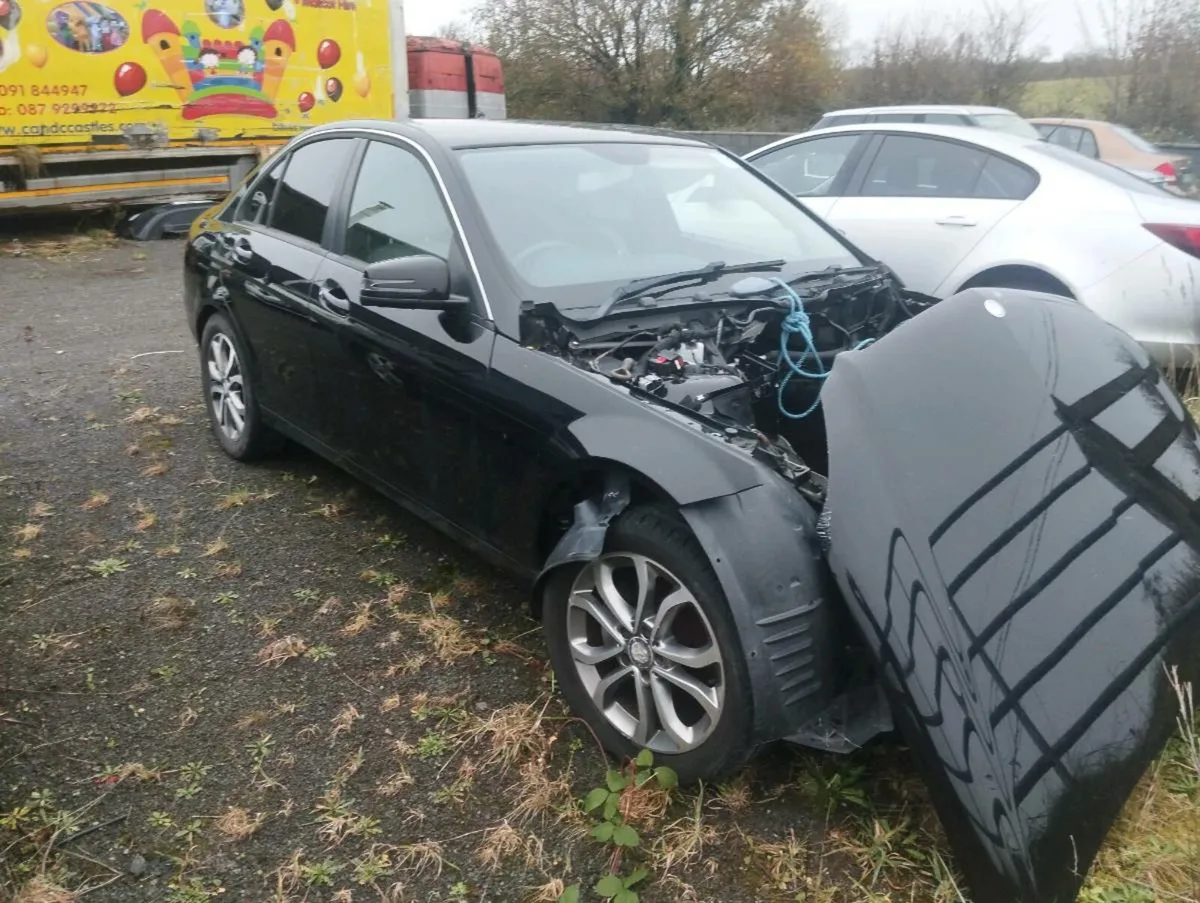 Mercedes 17" alloys c class parts black - Image 3