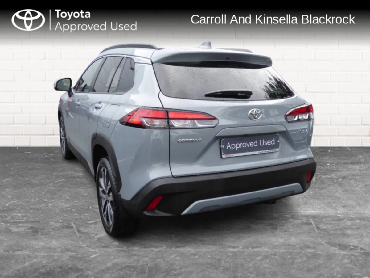 Toyota Corolla Cross Hybrid Sport - Image 2