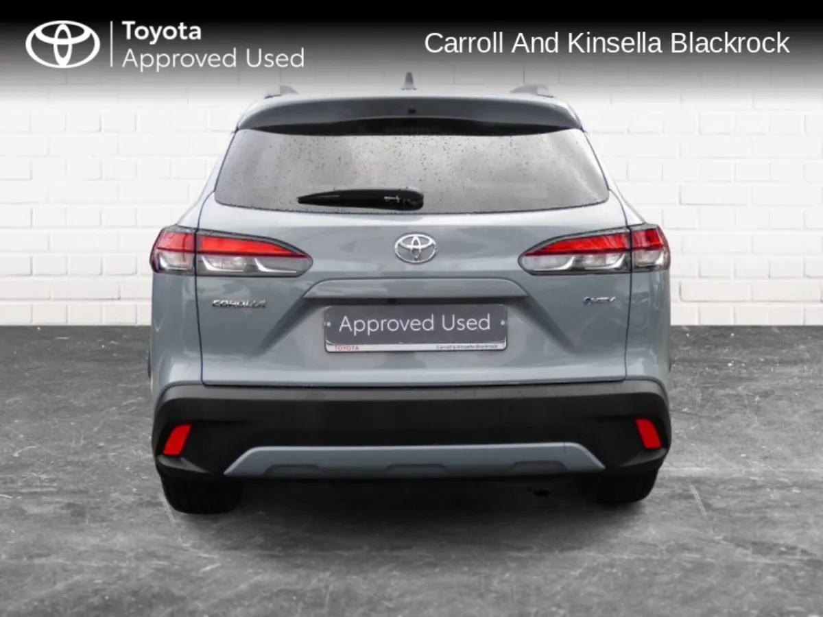 Toyota Corolla Cross Hybrid Sport - Image 4