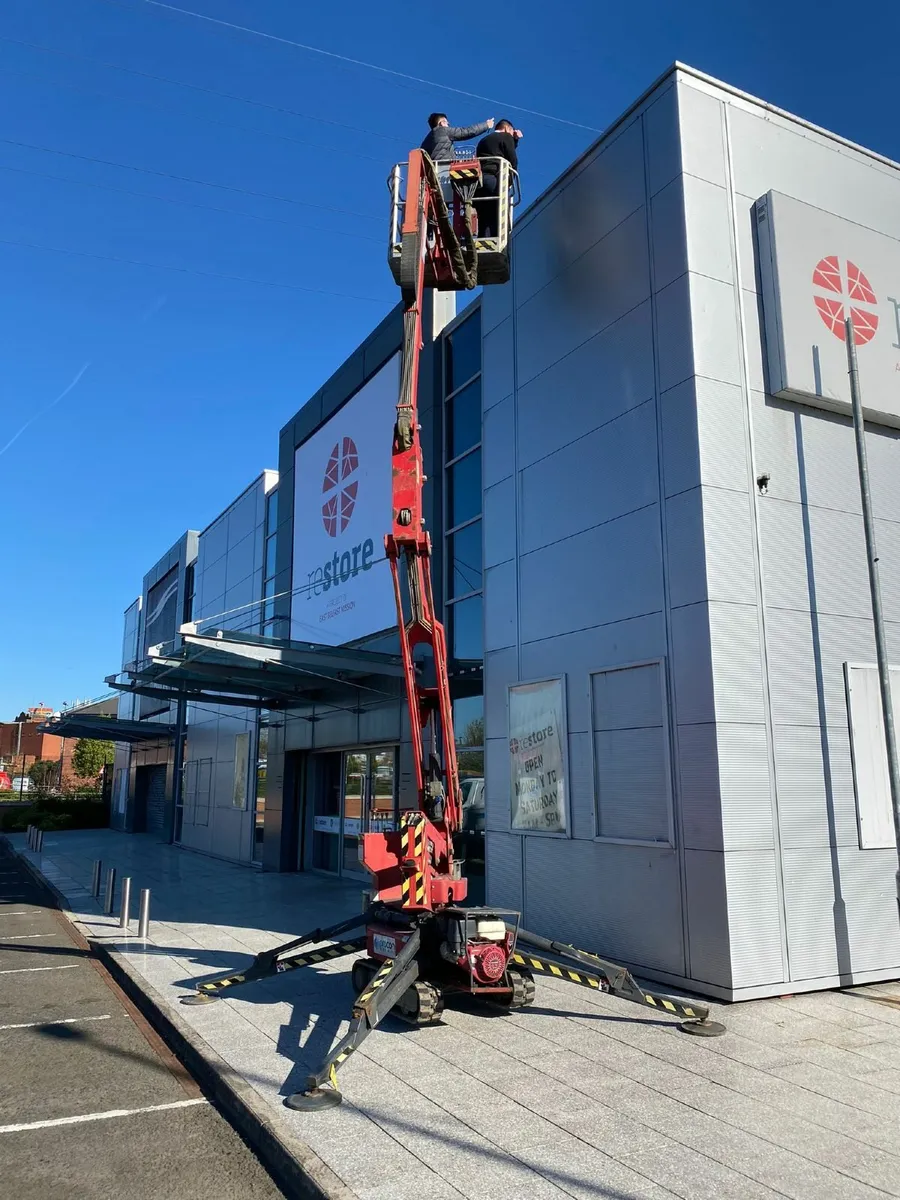 HINOWA GOLDLIFT 14.70 S SPIDER LIFT - Image 1