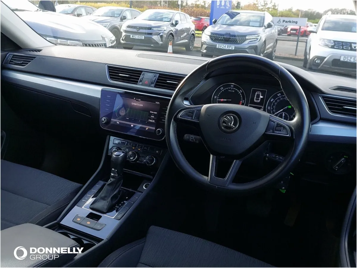 Skoda SUPERB Diesel Estate SE - Image 4