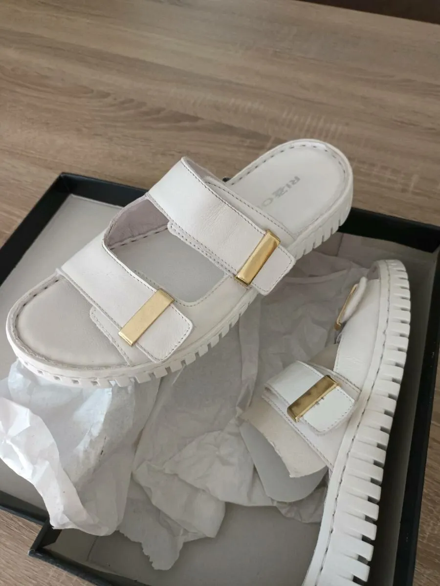 Ladies sandals - Image 1