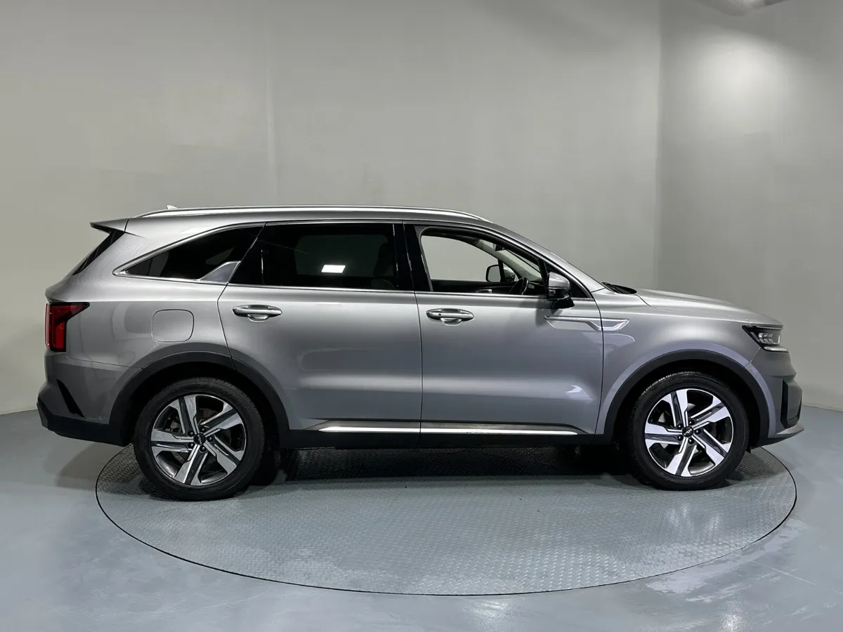 Kia Sorento 2022 - Image 4