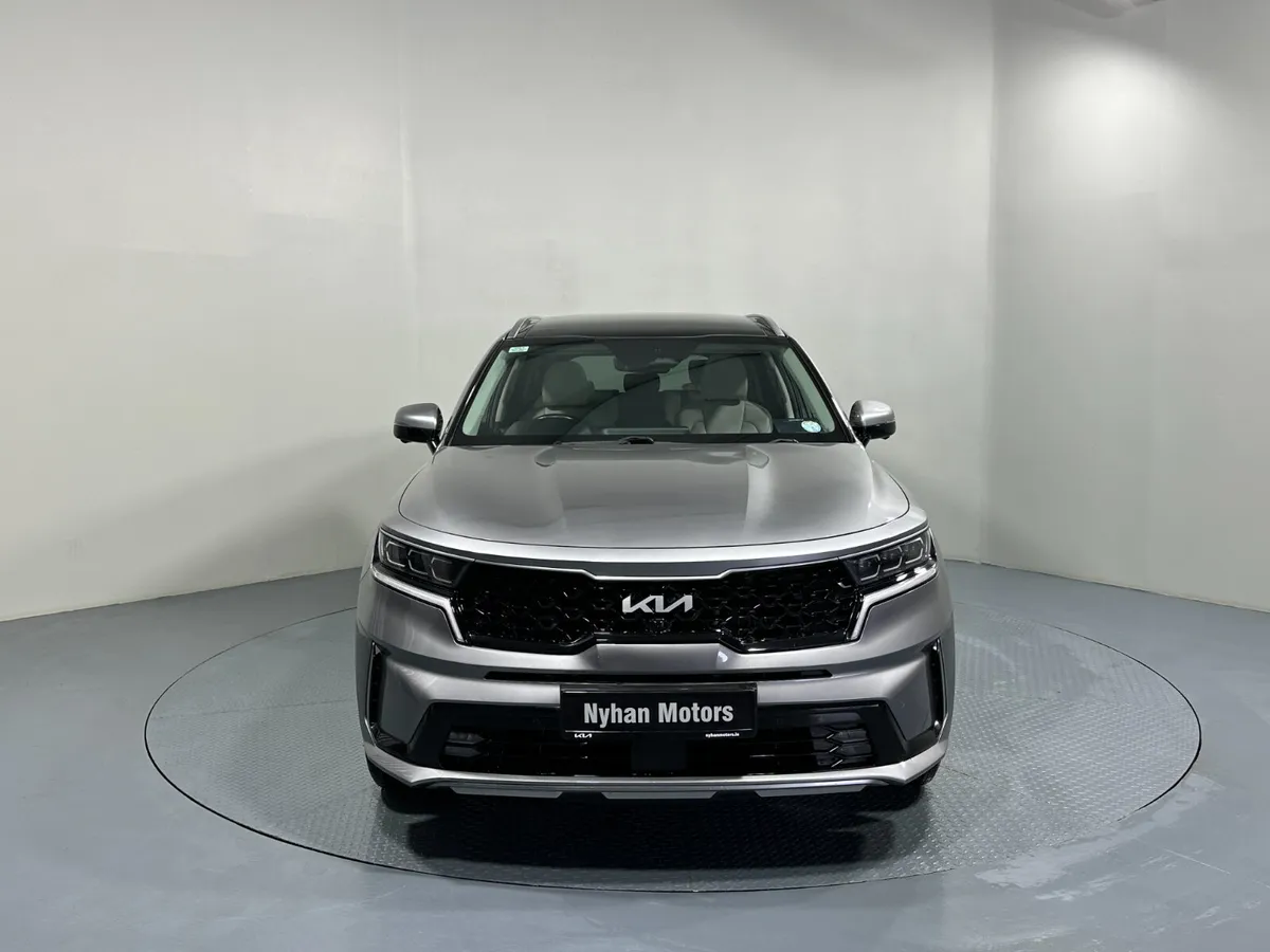 Kia Sorento 2022 - Image 2