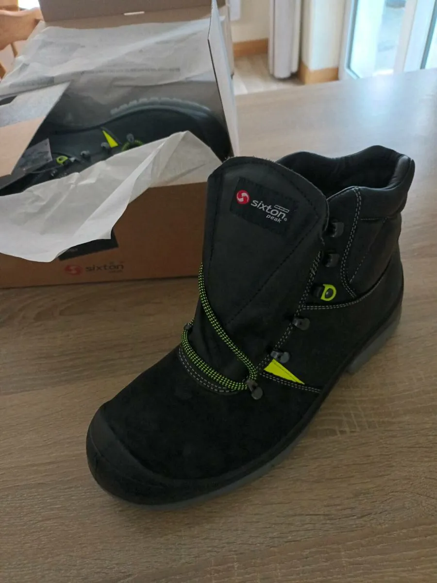 Mens work boots - Image 1