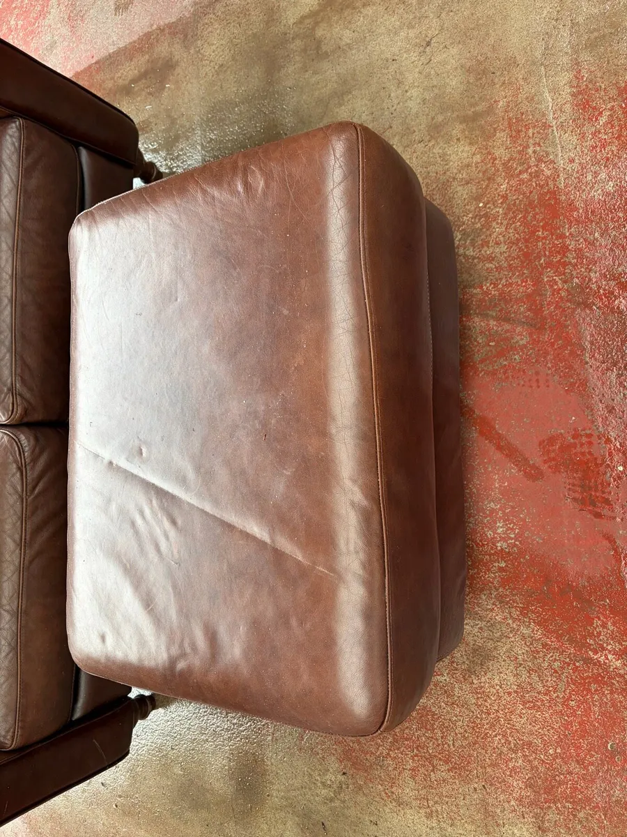 2 SEATER COUCH + FOOT STOOL - Image 4