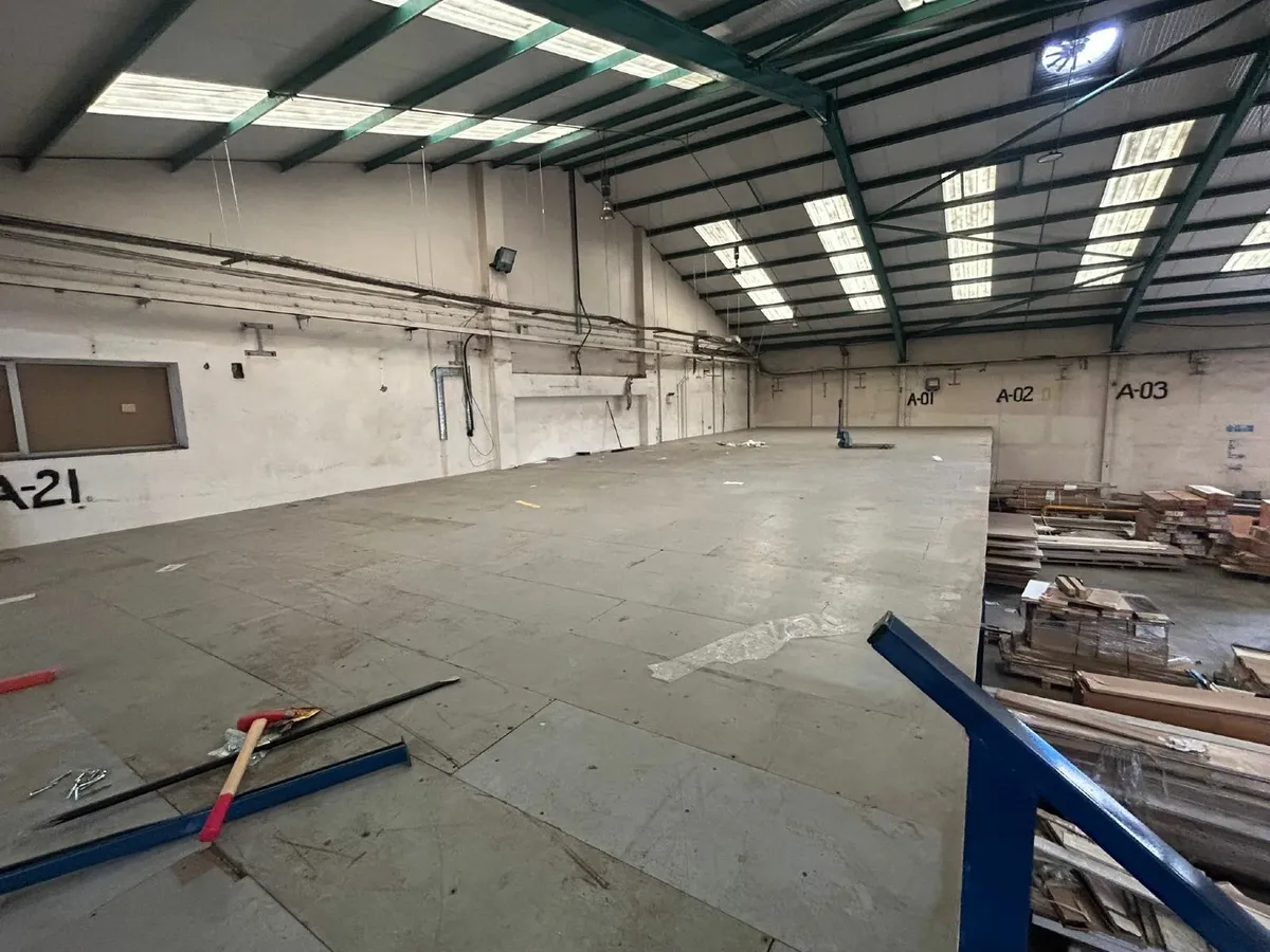 Mezzanine floor 9m x 30m - Image 1