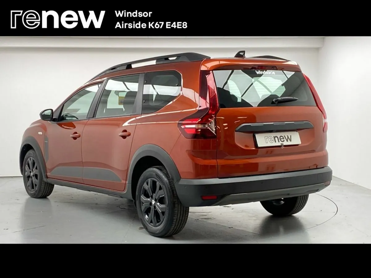 Dacia Jogger 7 Seater TCe 110 Extreme SE - Image 3