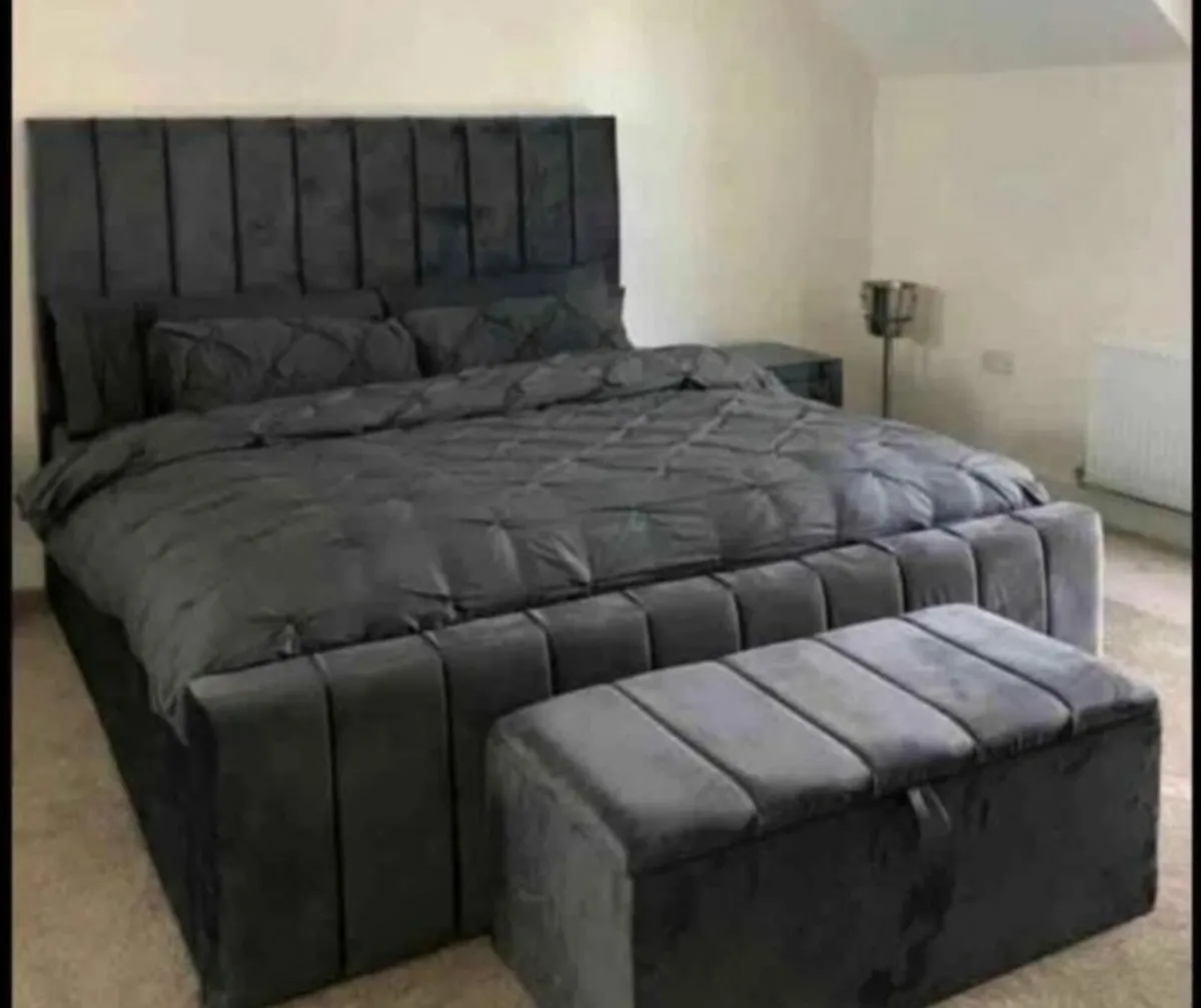 King size Monaco bed frame with Mattress included - Image 4