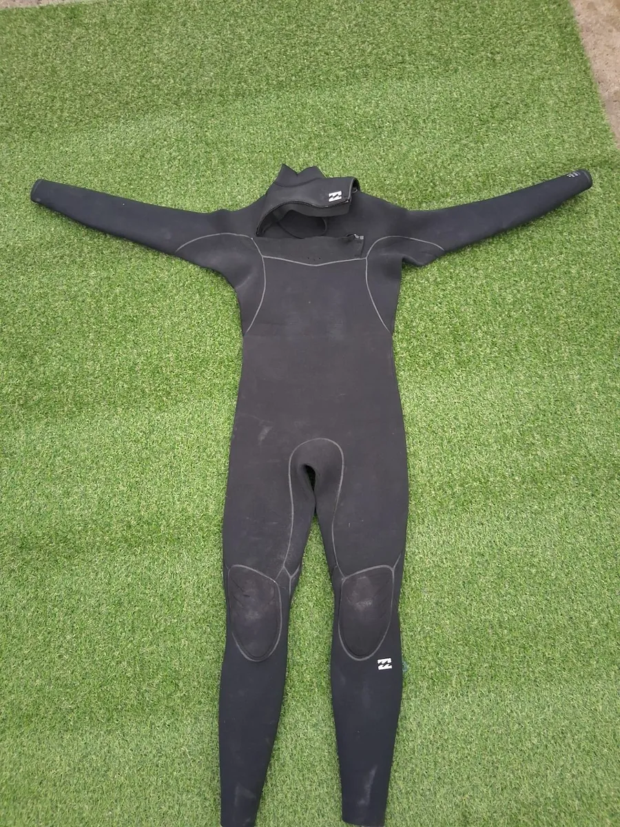 Wetsuit - Image 1