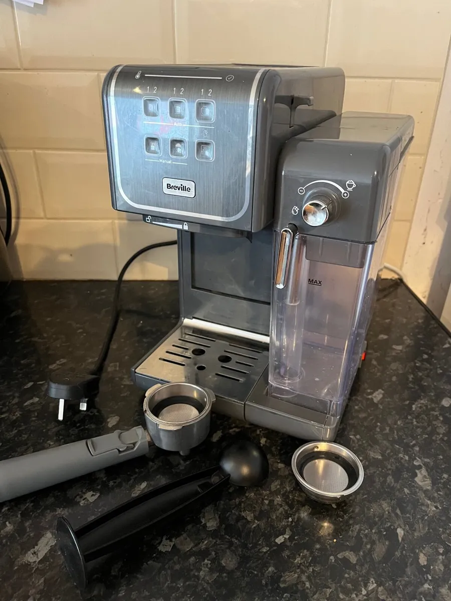 Beville Coffee machine - Image 1