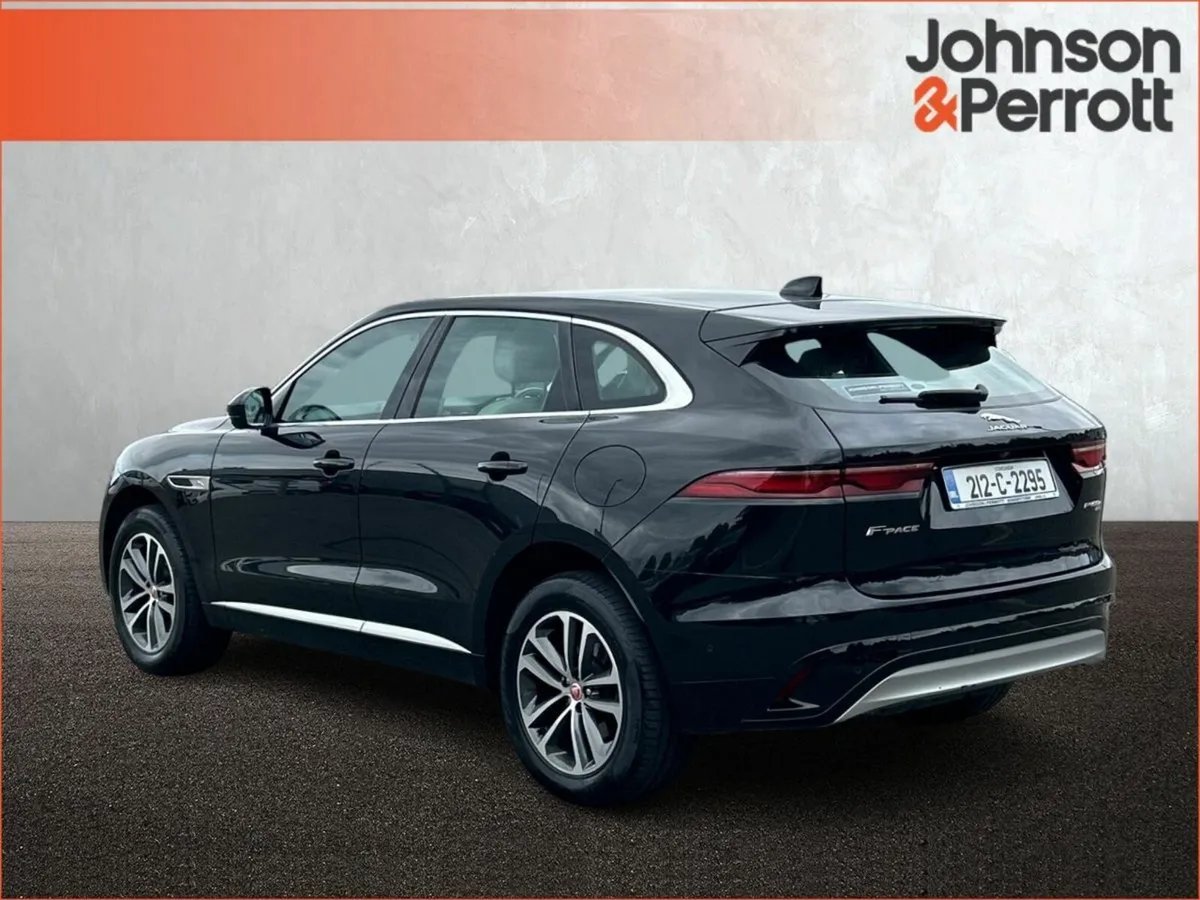 Jaguar F-Pace 2.0 I4 PHEV 404 PS AWD Auto - Image 3